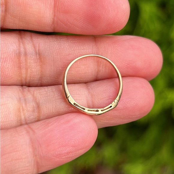 Vintage 14k Gold Ring - Picture 7 of 9